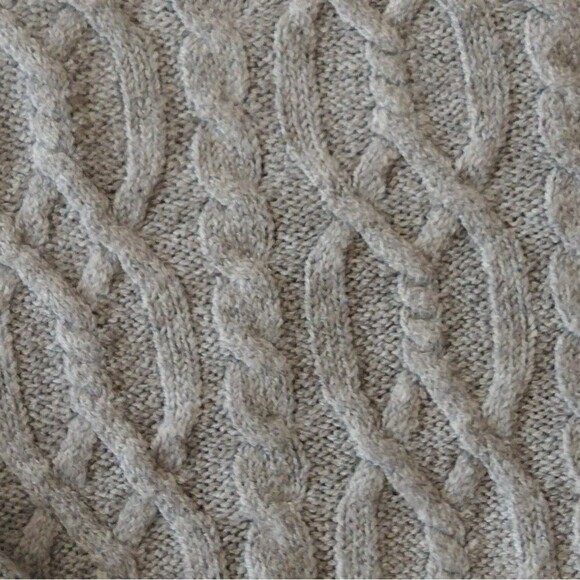 NWT Wild Fable Cable Knit Cropped Sweater - Picture 5 of 9